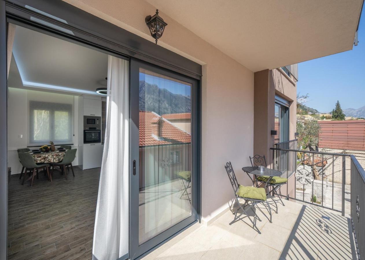 Marea Deluxe Apartments Kotor Exterior photo