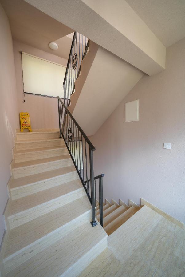 Marea Deluxe Apartments Kotor Exterior photo