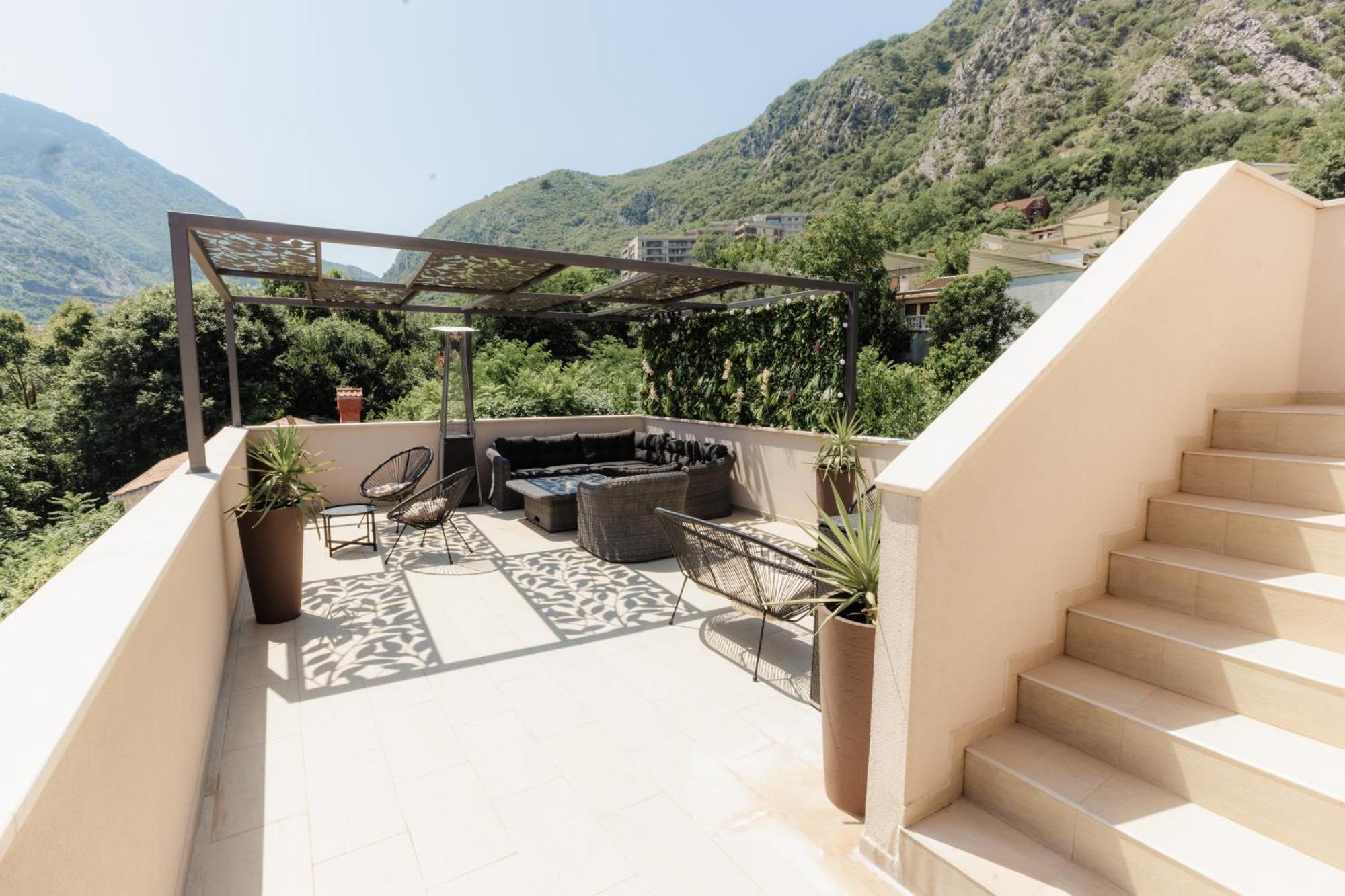 Marea Deluxe Apartments Kotor Exterior photo