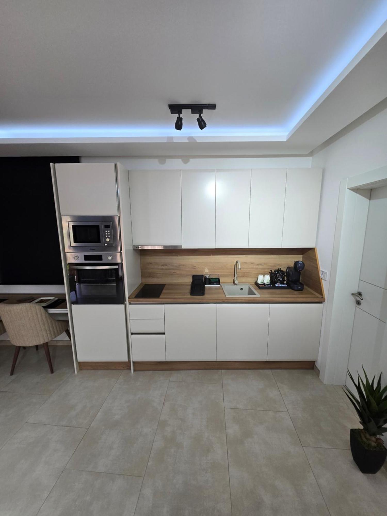 Marea Deluxe Apartments Kotor Exterior photo